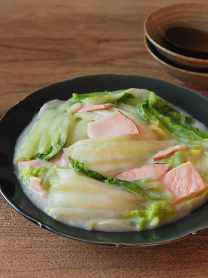 白菜とハムの中華風クリーム煮