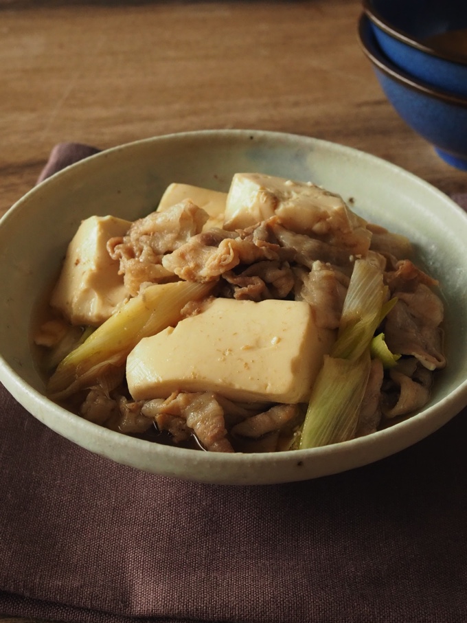 めんつゆで作るレンジ肉豆腐