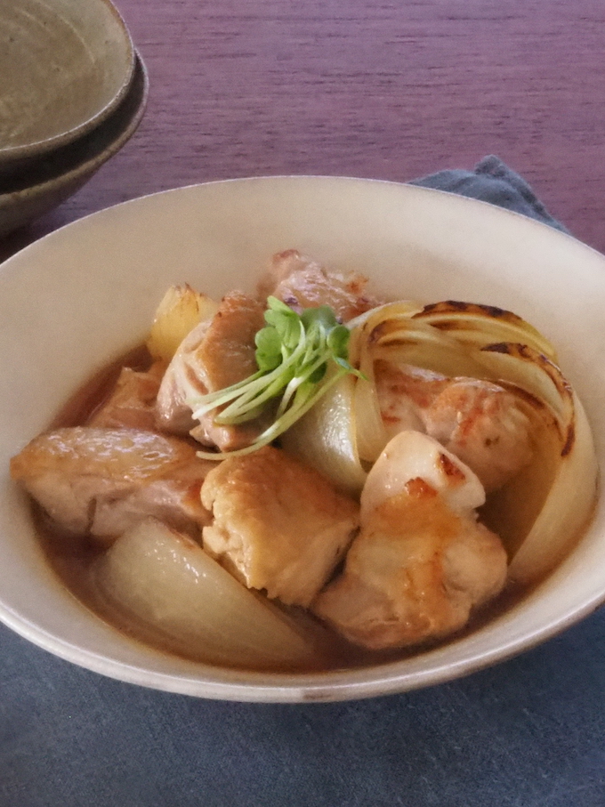 鶏ももと新玉ねぎの焼きびたし