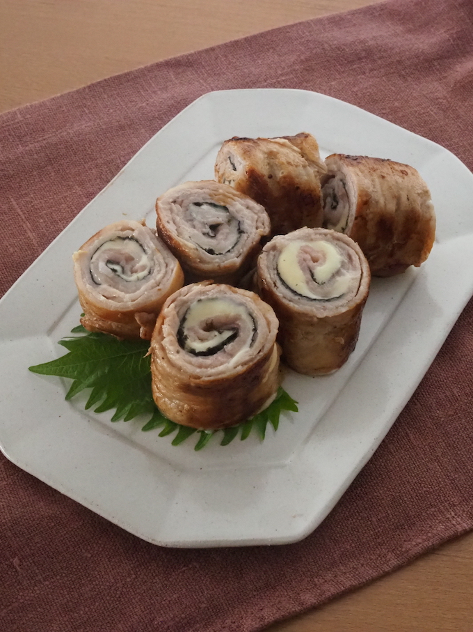 豚バラのくるくる海苔チーズ巻き