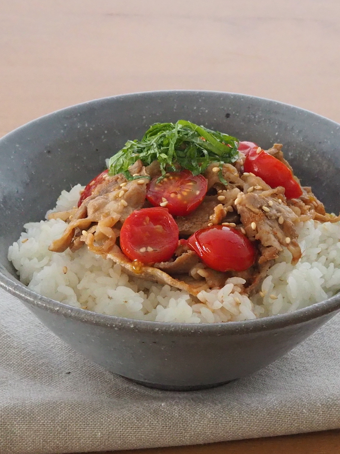 豚肉とミニトマトのさっぱり丼