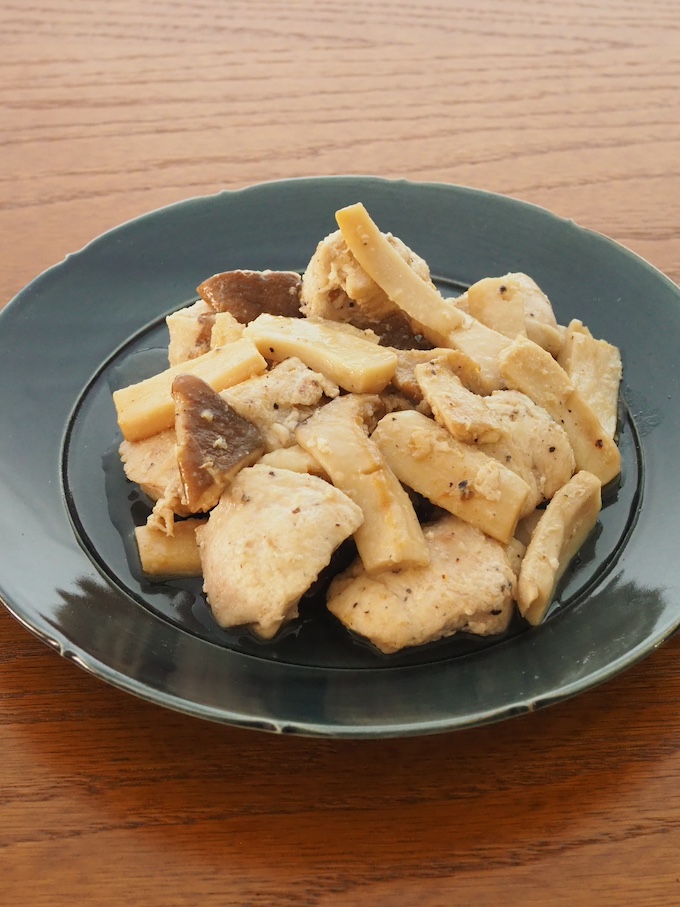 【下味冷凍】鶏むねときのこの塩バター炒め