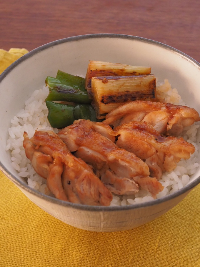 ご飯が進む！鶏の照り焼き丼