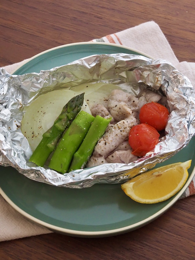 彩り豊かな春野菜豚ホイル焼き