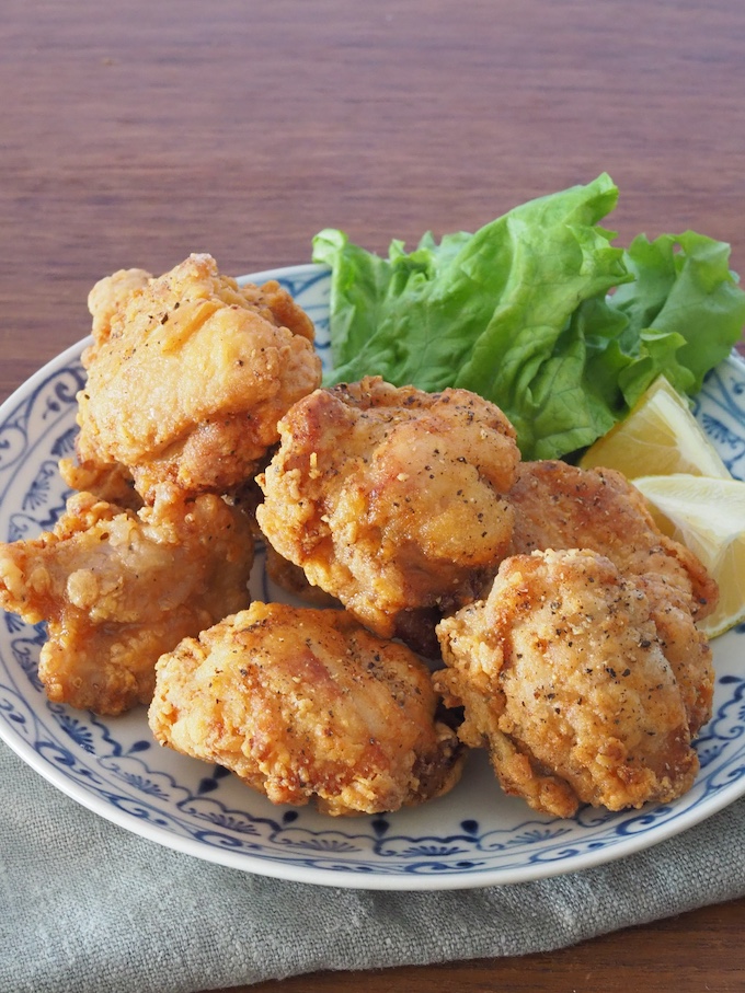 にんにく黒こしょう唐揚げ