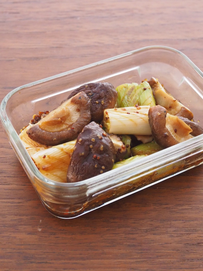 【作りおき】焼きねぎとしいたけのマリネ