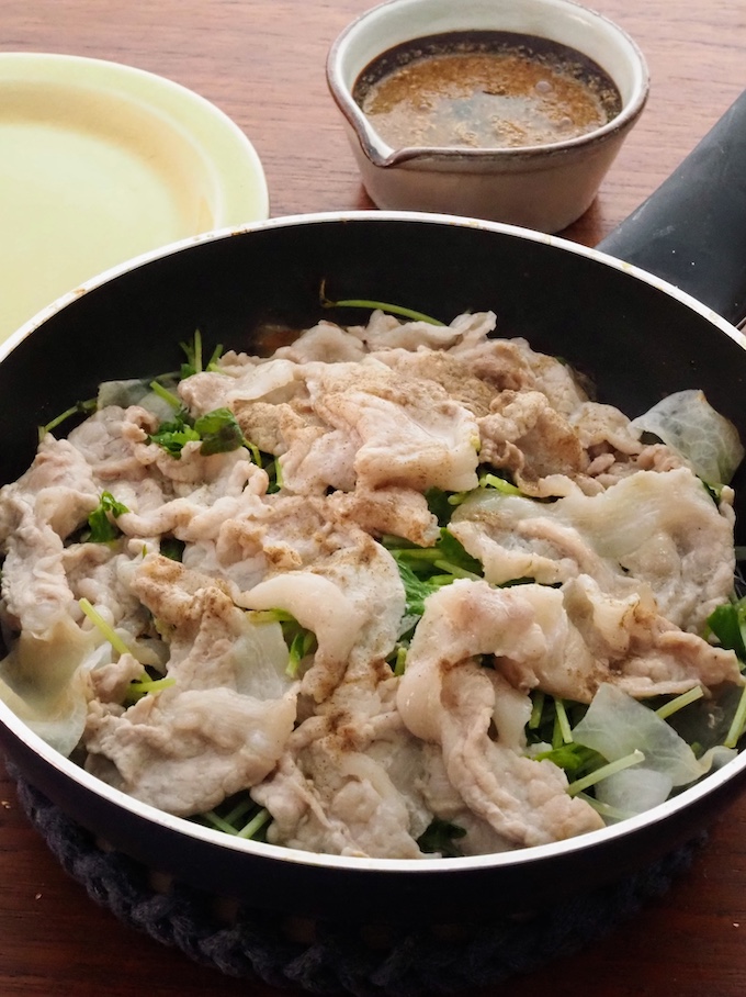 大根と豚肉のフライパン蒸し 柚子こしょうだれ