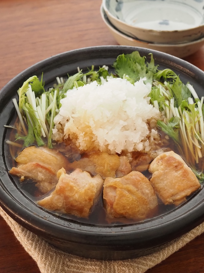香ばし鶏肉と水菜のみぞれ鍋