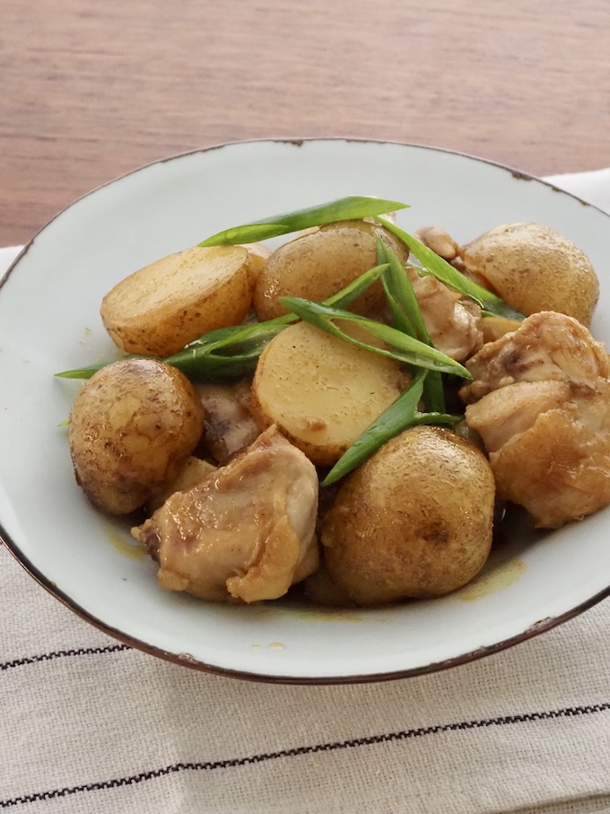 鶏肉と新じゃがのカレーマヨ炒め
