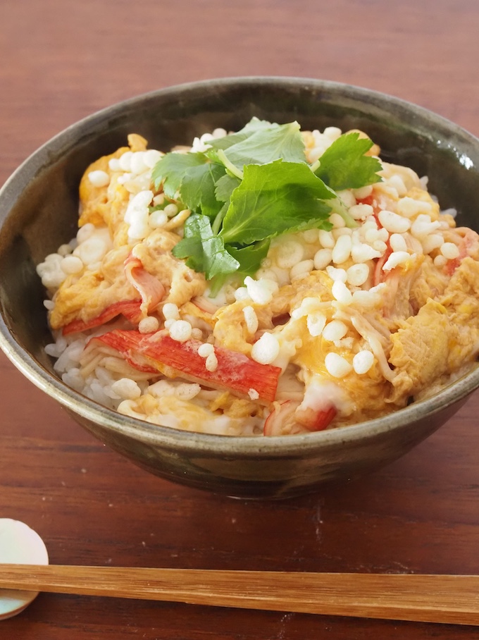 サクサクかにたま天丼