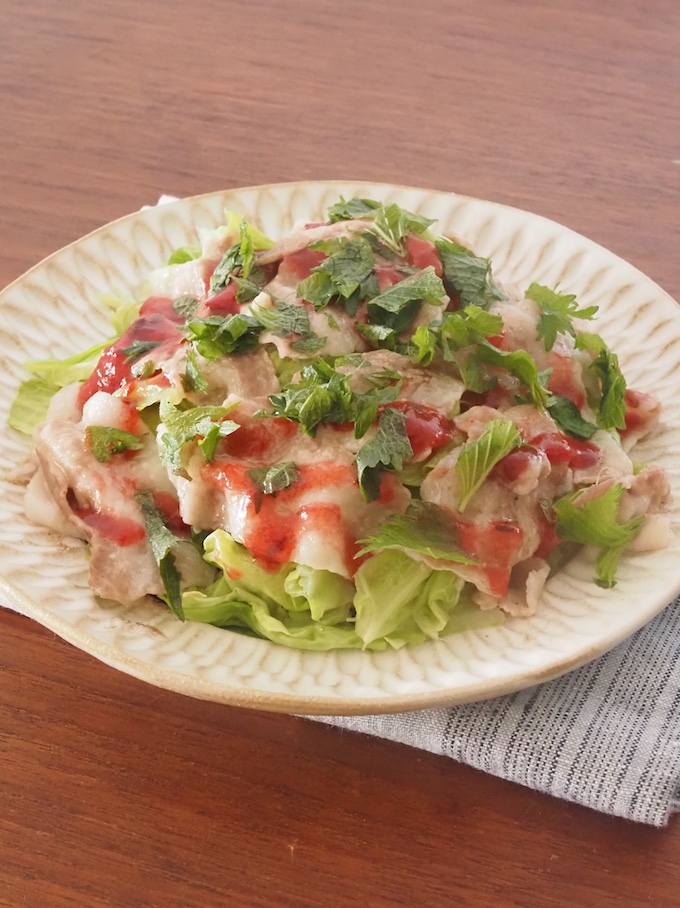 豚バラキャベツのレンジ蒸し梅ドレッシング