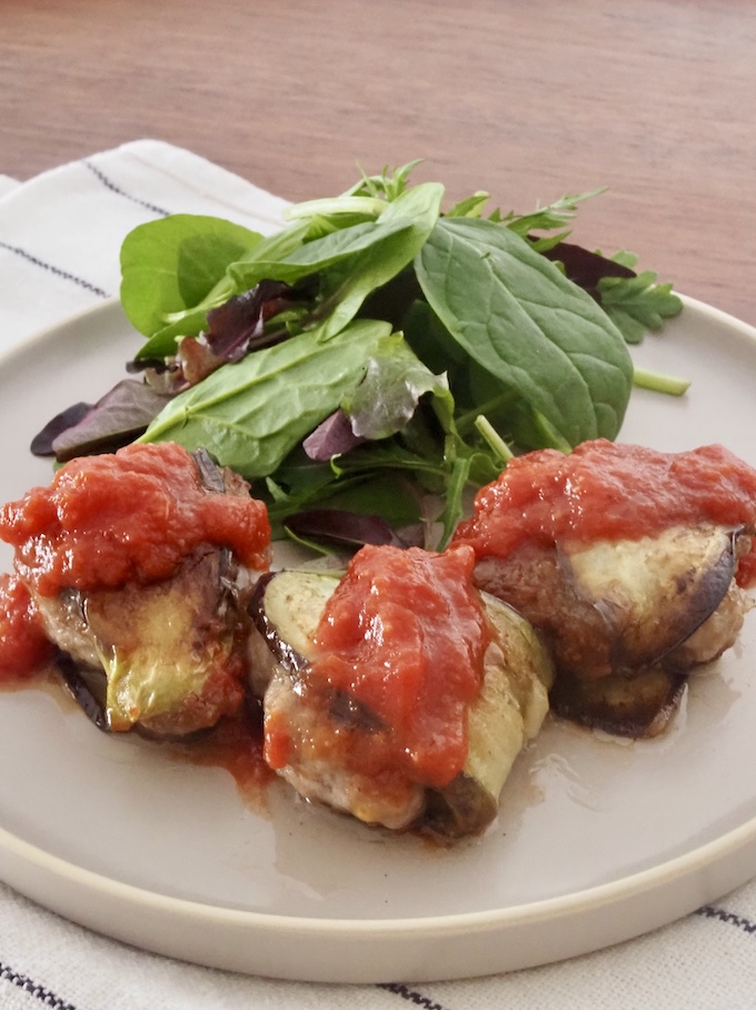 なすの肉はさみレンジトマトソース