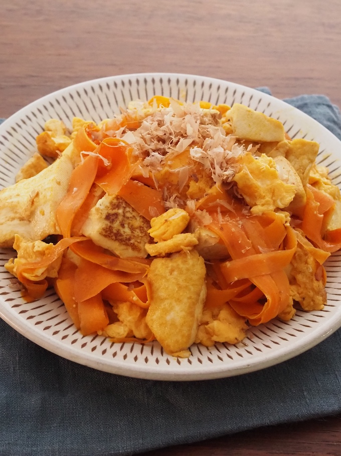 ひらひらにんじんのチャンプルー