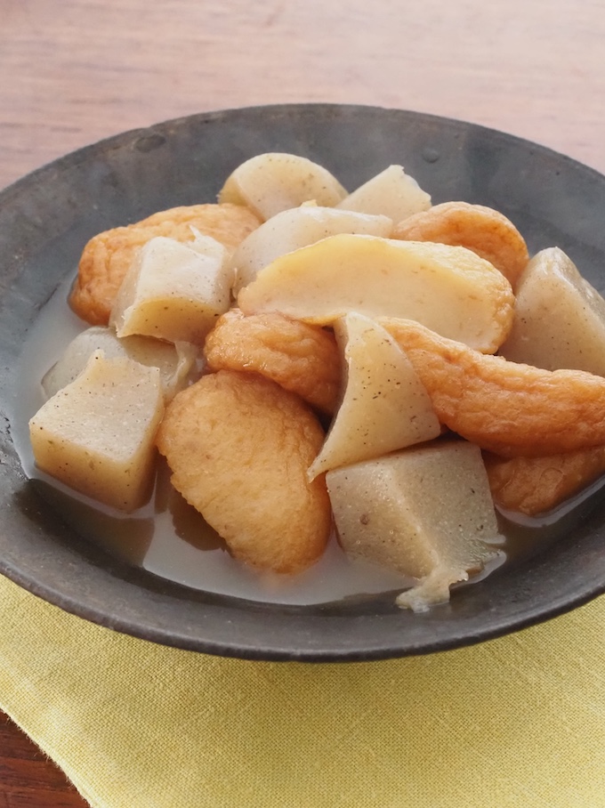さつま揚げとこんにゃくの煮物