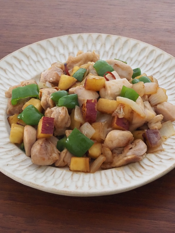 鶏肉とさつまいもの中華炒め