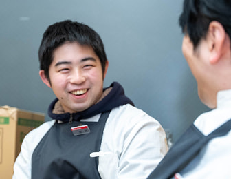 学生を尊重した業務内容